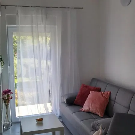 Apartments Milicevic Gradac  Exterior photo