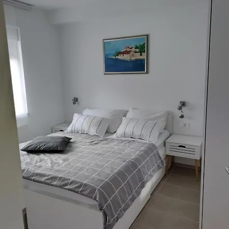 Apartments Milicevic Gradac  Exterior photo