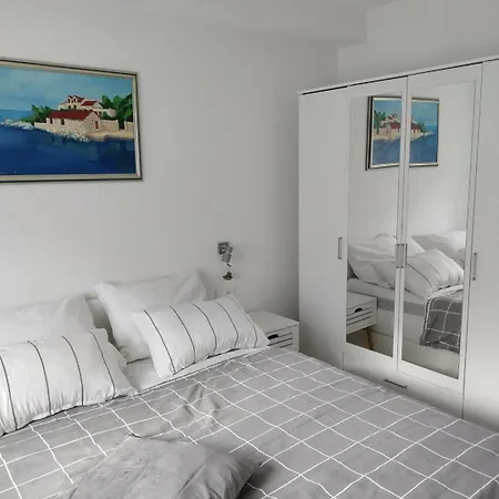 Apartments Milicevic Gradac  Exterior photo